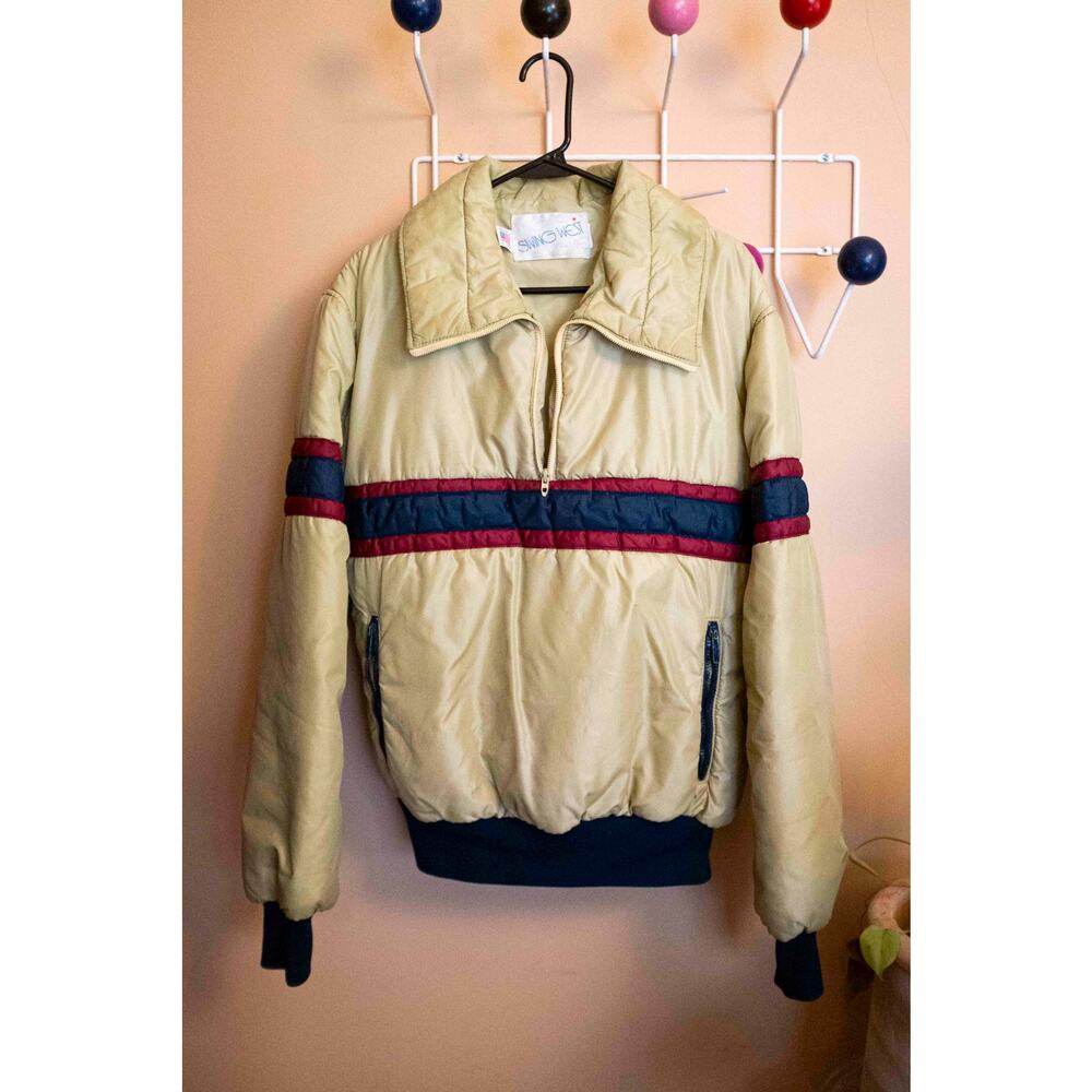 Swing west tan blue and red 3/4 zip puffer jacket made in USA. 23" ptp 26" sth.